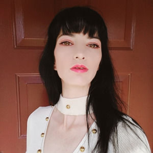 Meet your Posher, Stephannie